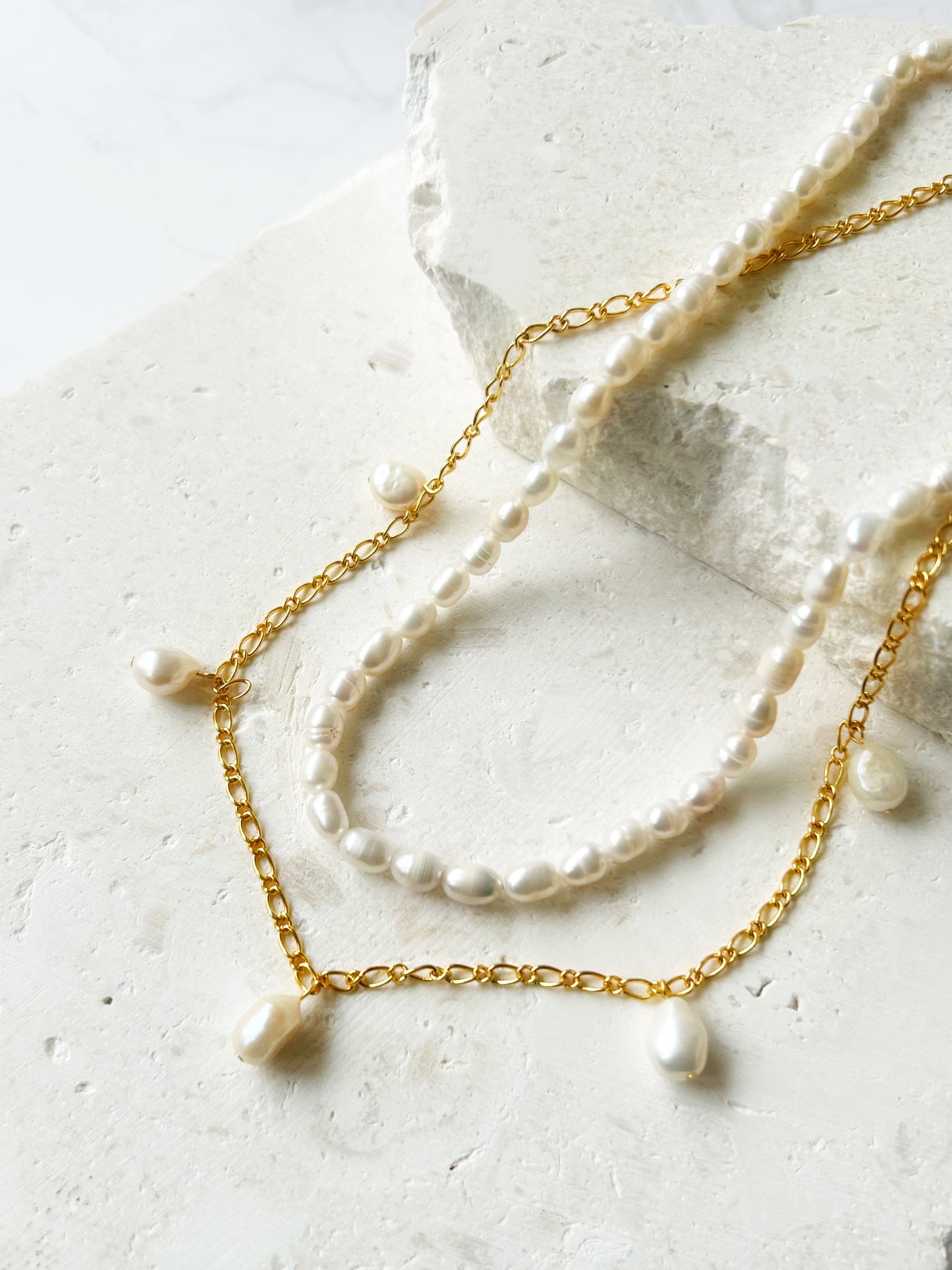 gold freshwater pearl pendant necklace